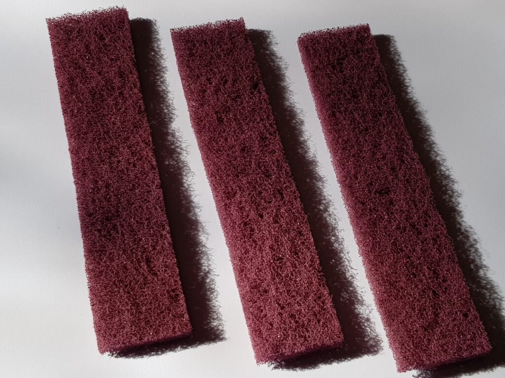 Scotch Brite Red Abrasive Finishing Pad (3) – Serpent UK Offroad